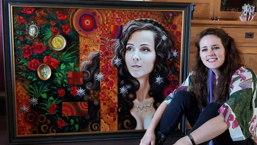 Laura Korver bij haar werk