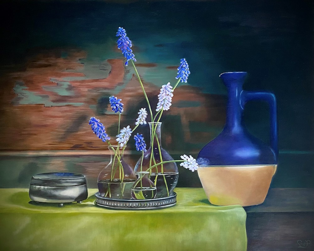 Witte en blauwe druifjes met glas - Lianne van der Plaat