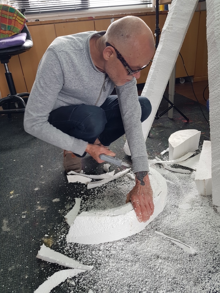 Willy Alferink aan het werk